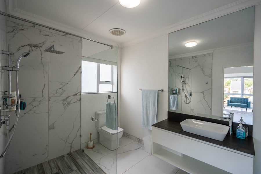6 Bedroom Property for Sale in Royal Alfred Marina Eastern Cape